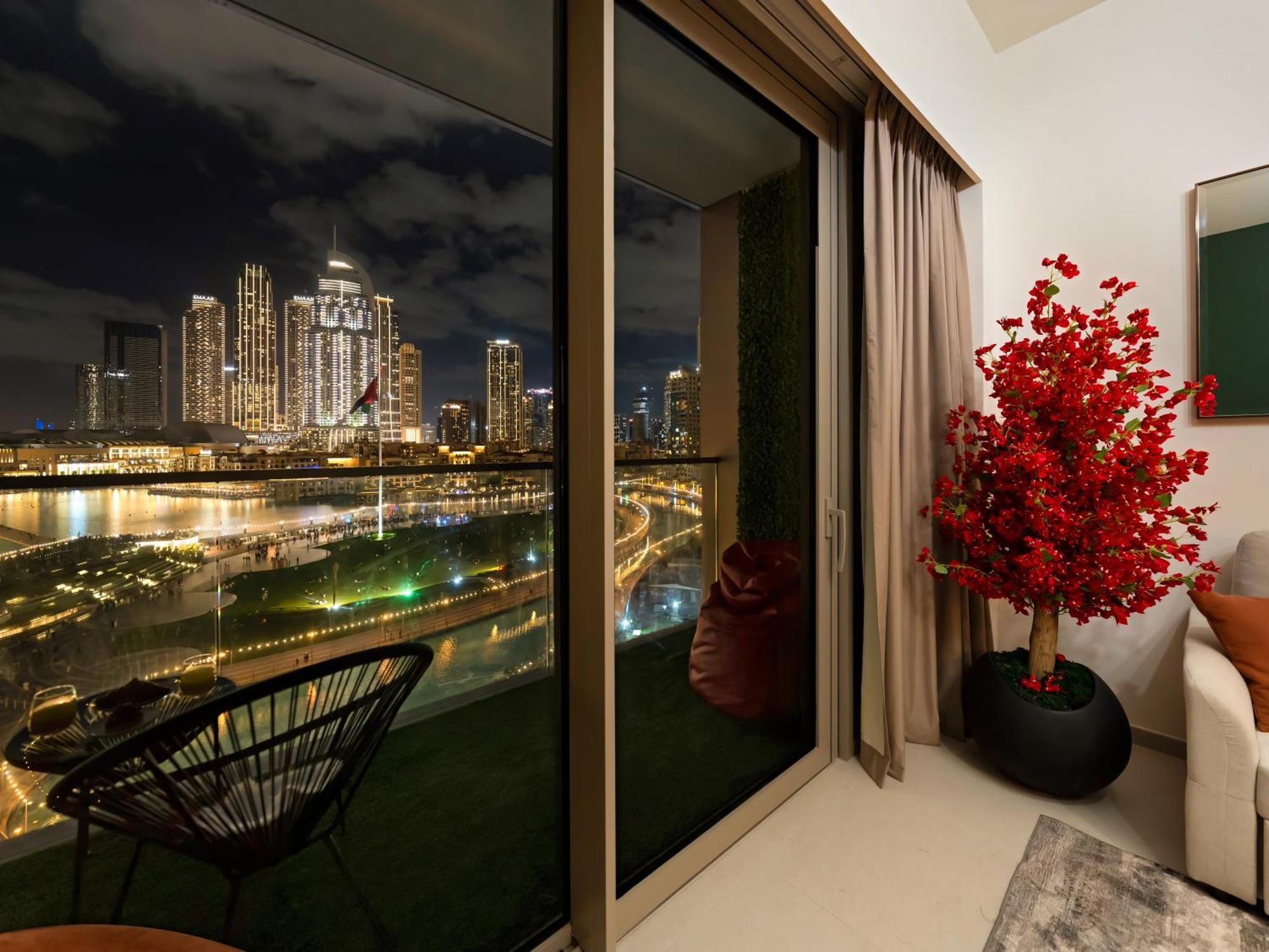 Direct Burj Khalifa & Fountain Views Lux 2br Dubai