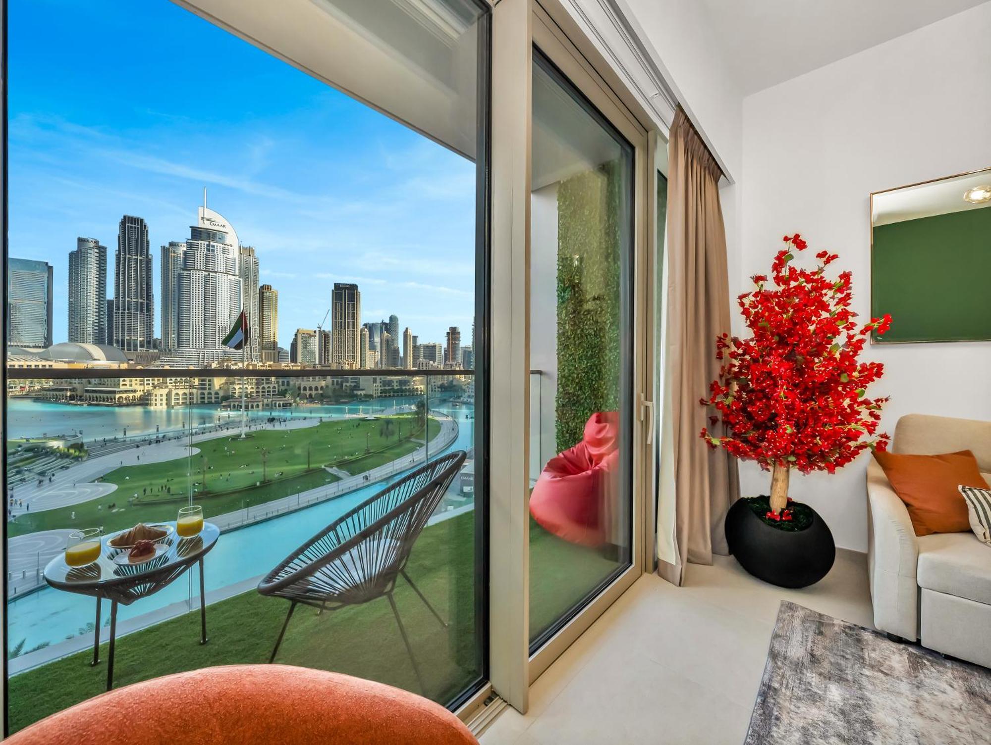 Direct Burj Khalifa & Fountain Views Lux 2br Apartment Dubai