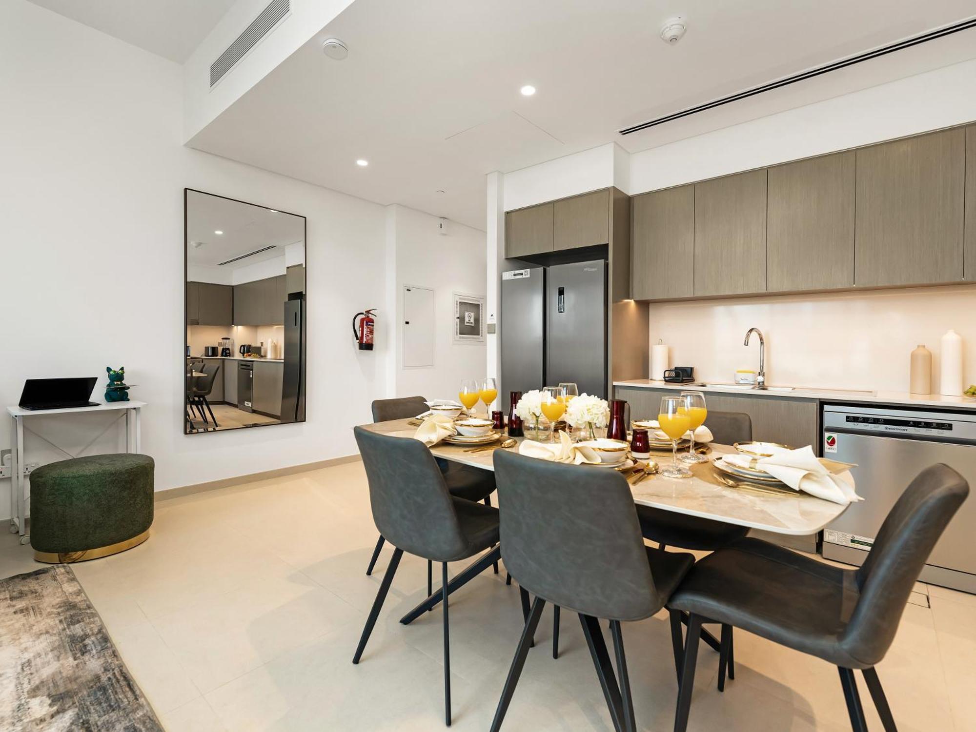 Apartment Direct Burj Khalifa & Fountain Views Lux 2br *