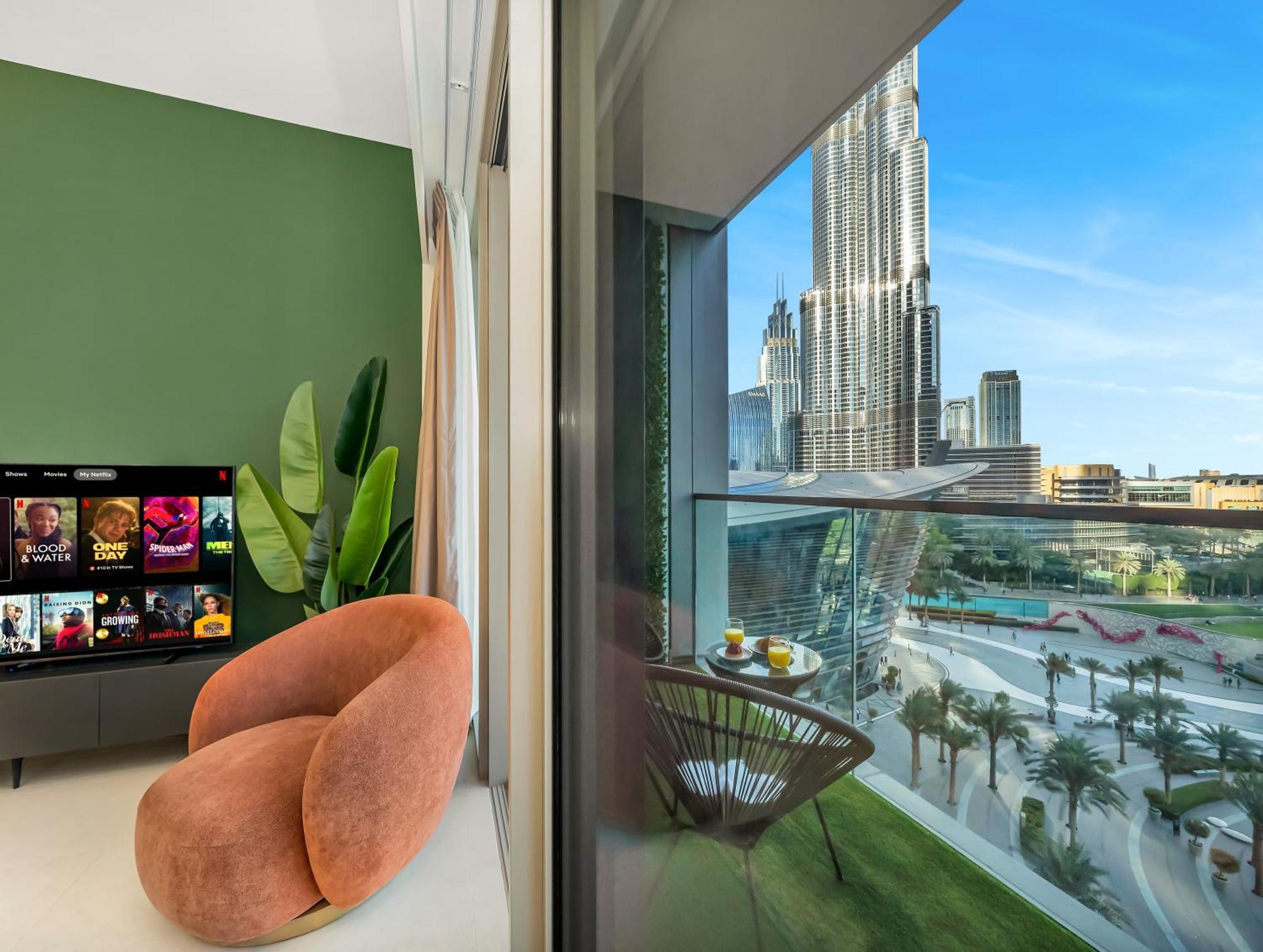 Direct Burj Khalifa & Fountain Views Lux 2br Apartment